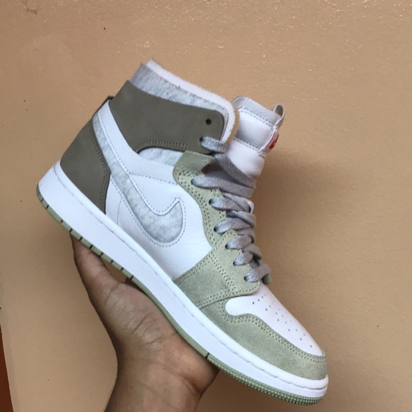 Air Jordan 1 High Zoom CMFT “Olive Aura” - Picture 11 of 17